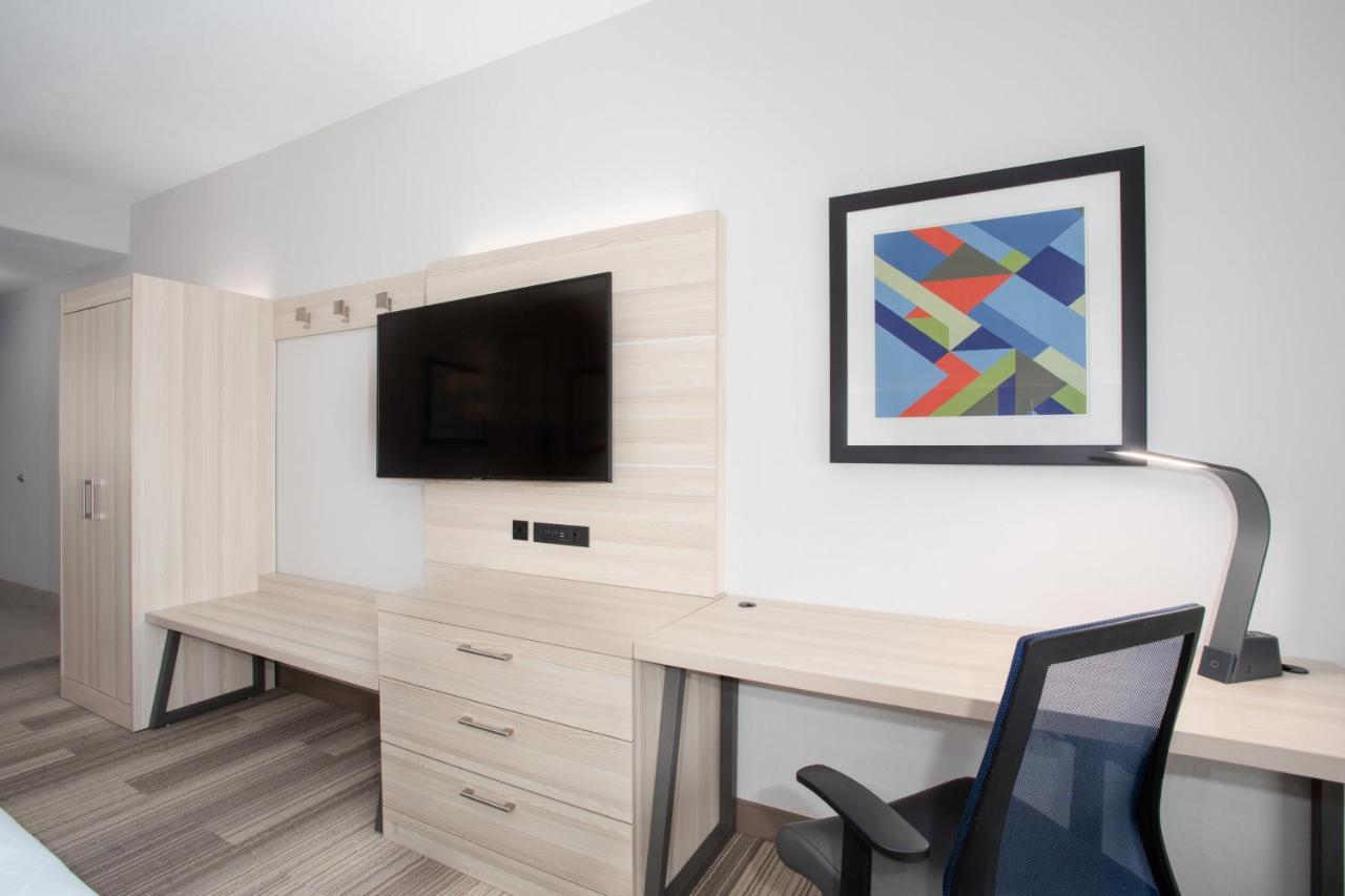Holiday Inn Express & Suites Phoenix Glendale Dist By Ihg المظهر الخارجي الصورة