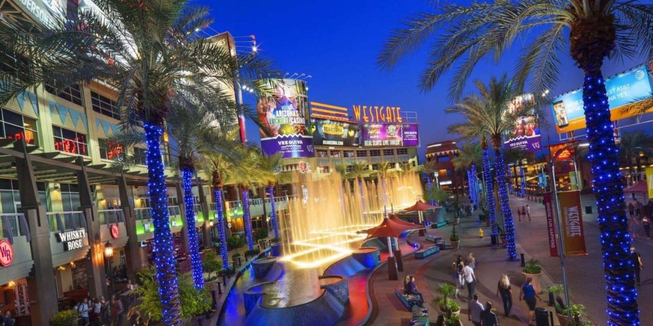 Holiday Inn Express & Suites Phoenix Glendale Dist By Ihg المظهر الخارجي الصورة